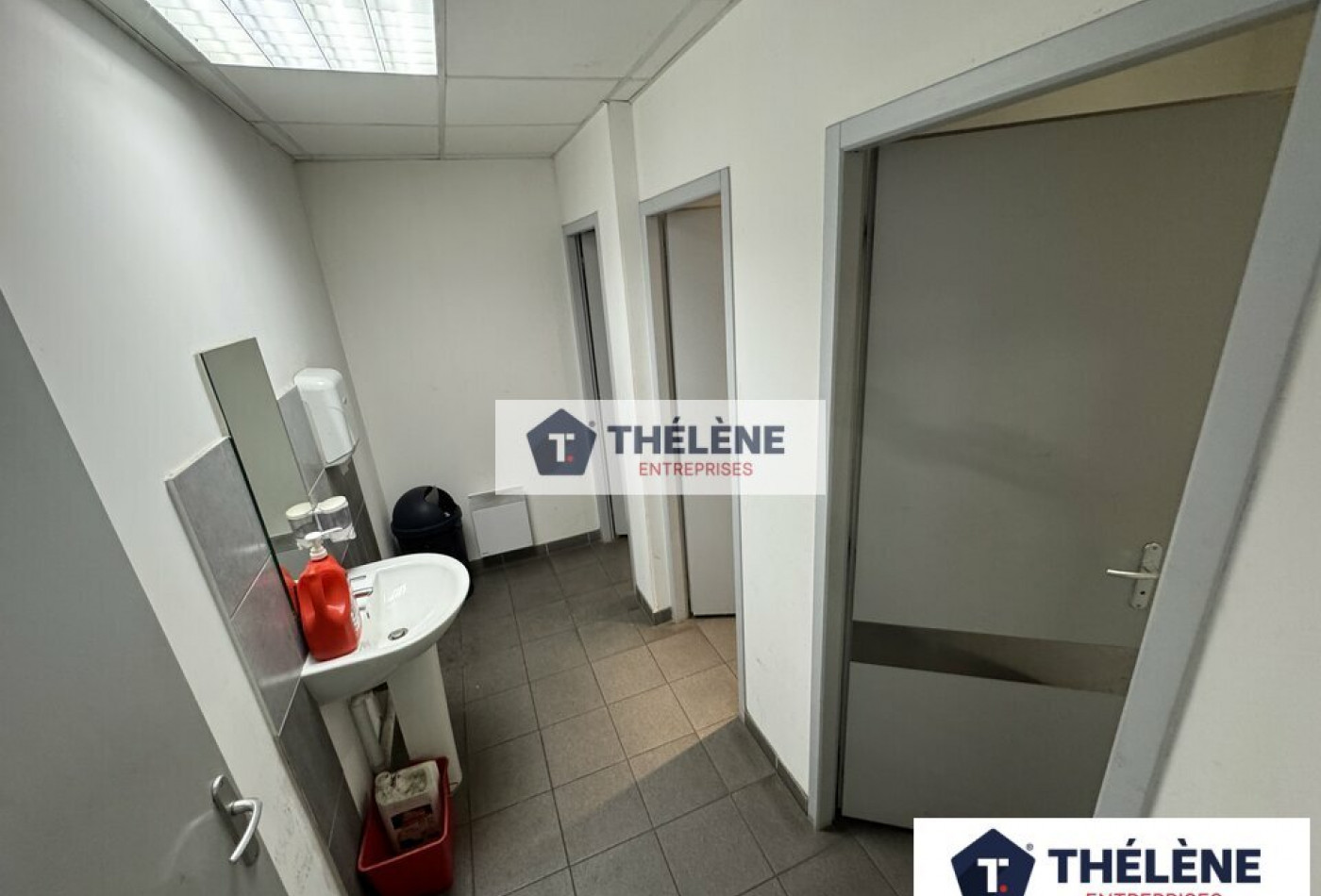 location Locaux d'activité Montpellier - Photo 5