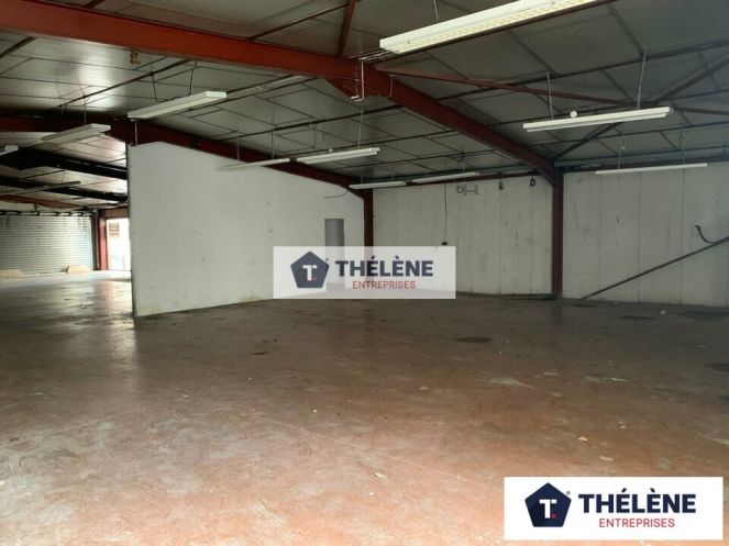 location Local commercial Lunel