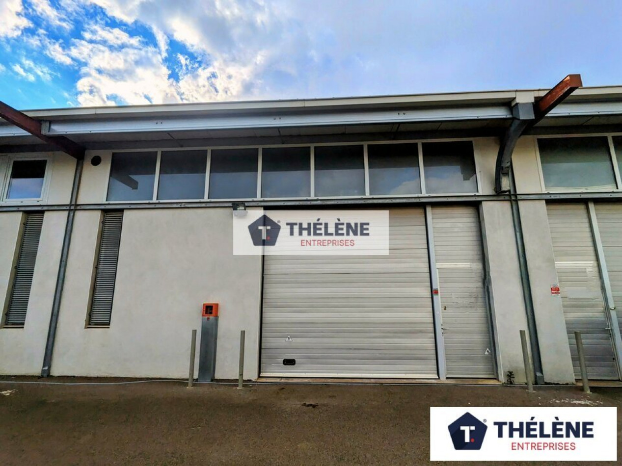 location Locaux d'activité Castries - Photo 2