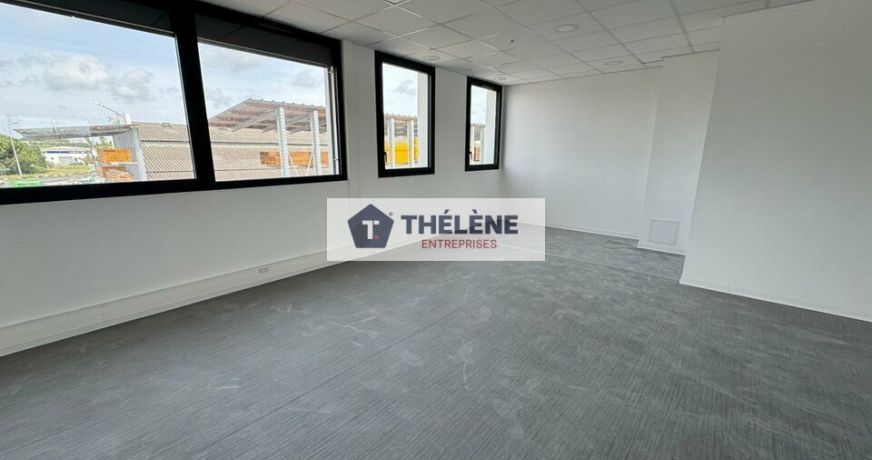 location Bureau Lattes