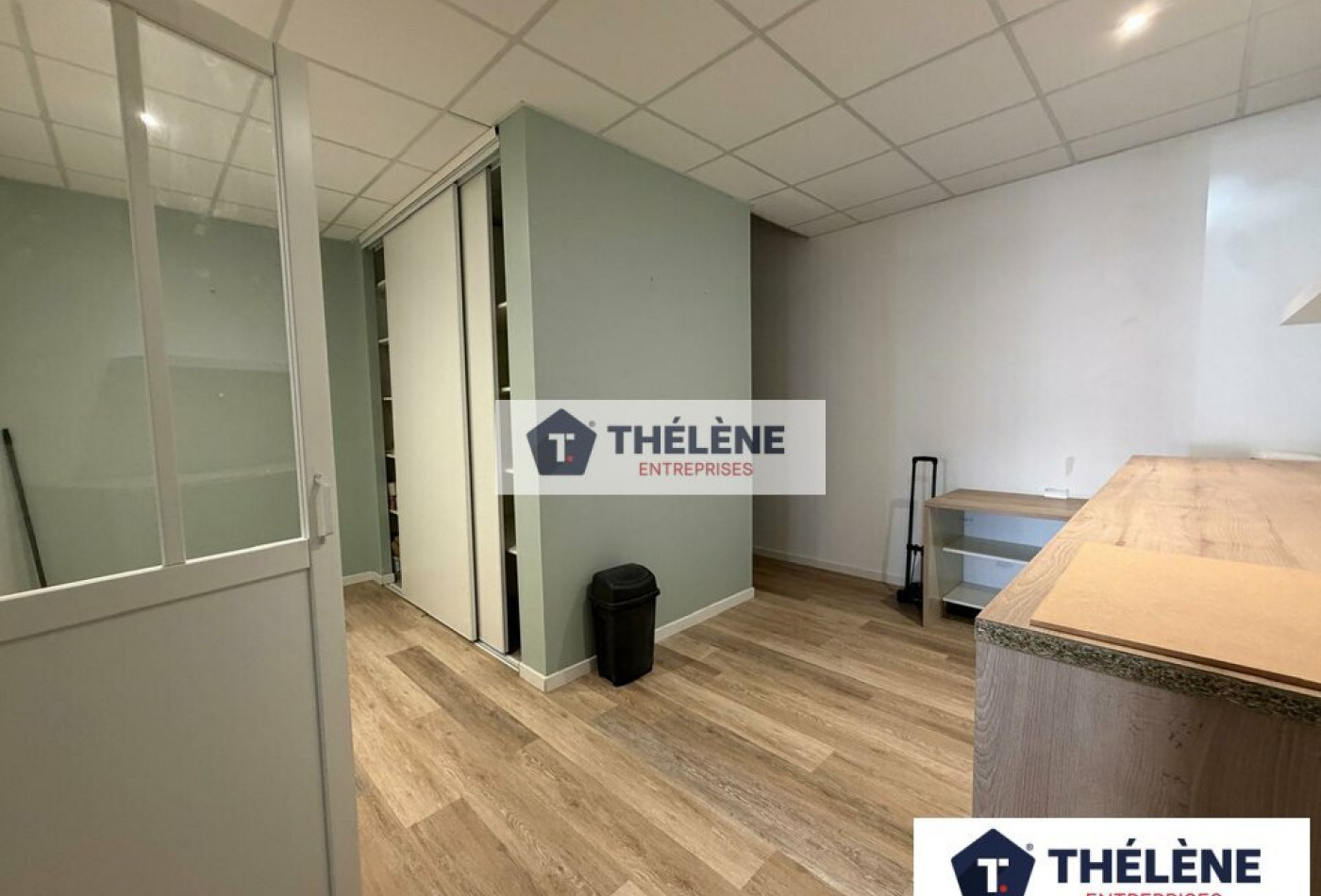 location Local commercial Castelnau-le-lez - Photo 2