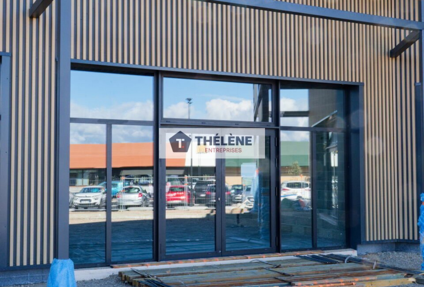 location Local commercial Langlade - Photo 4