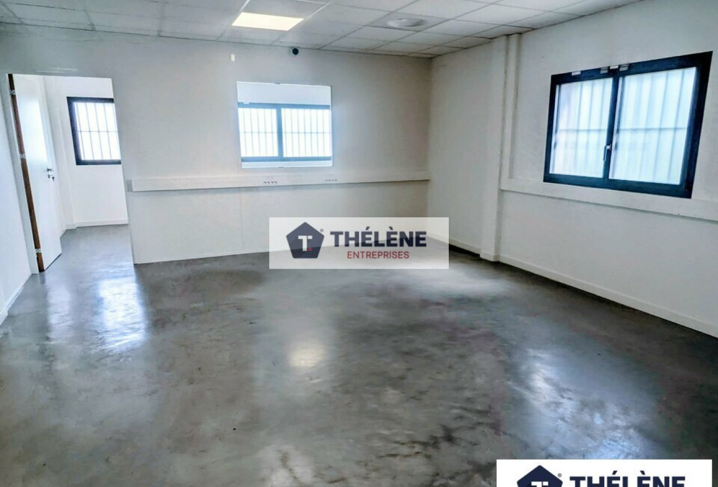 location Locaux d'activité Gallargues Le Montueux - Photo 4