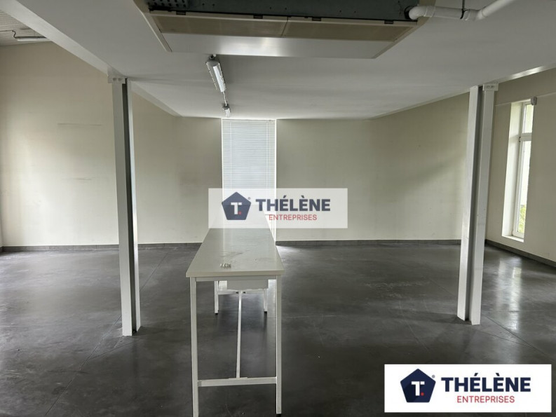 vente Bureau Lunel - Photo 3