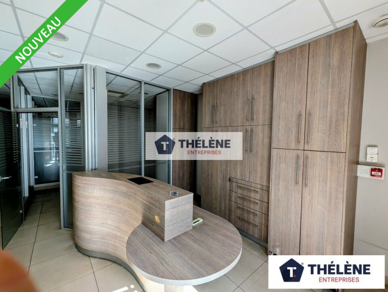 location Local commercial Lunel - Photo 1