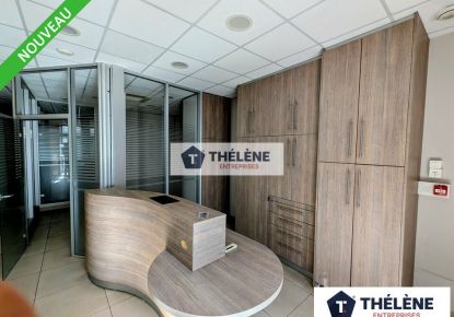 location Local commercial Lunel