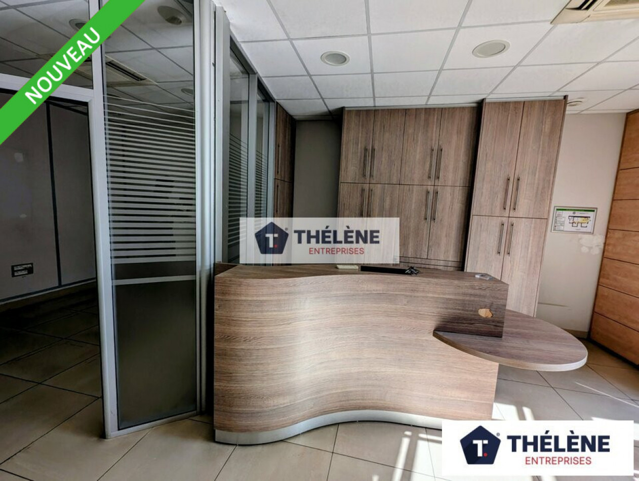 location Local commercial Lunel - Photo 2
