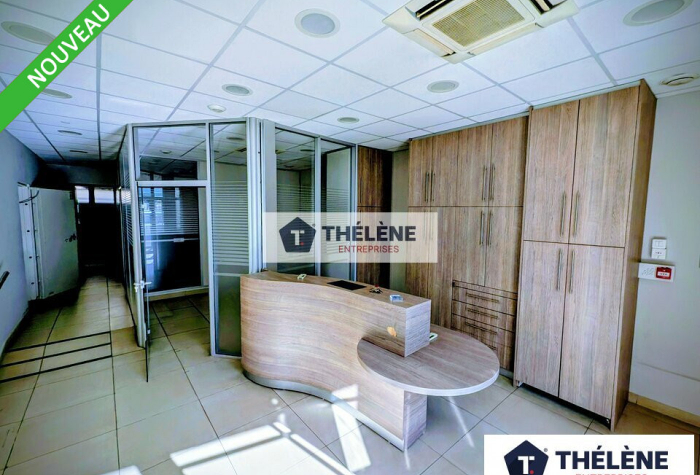 location Local commercial Lunel - Photo 3