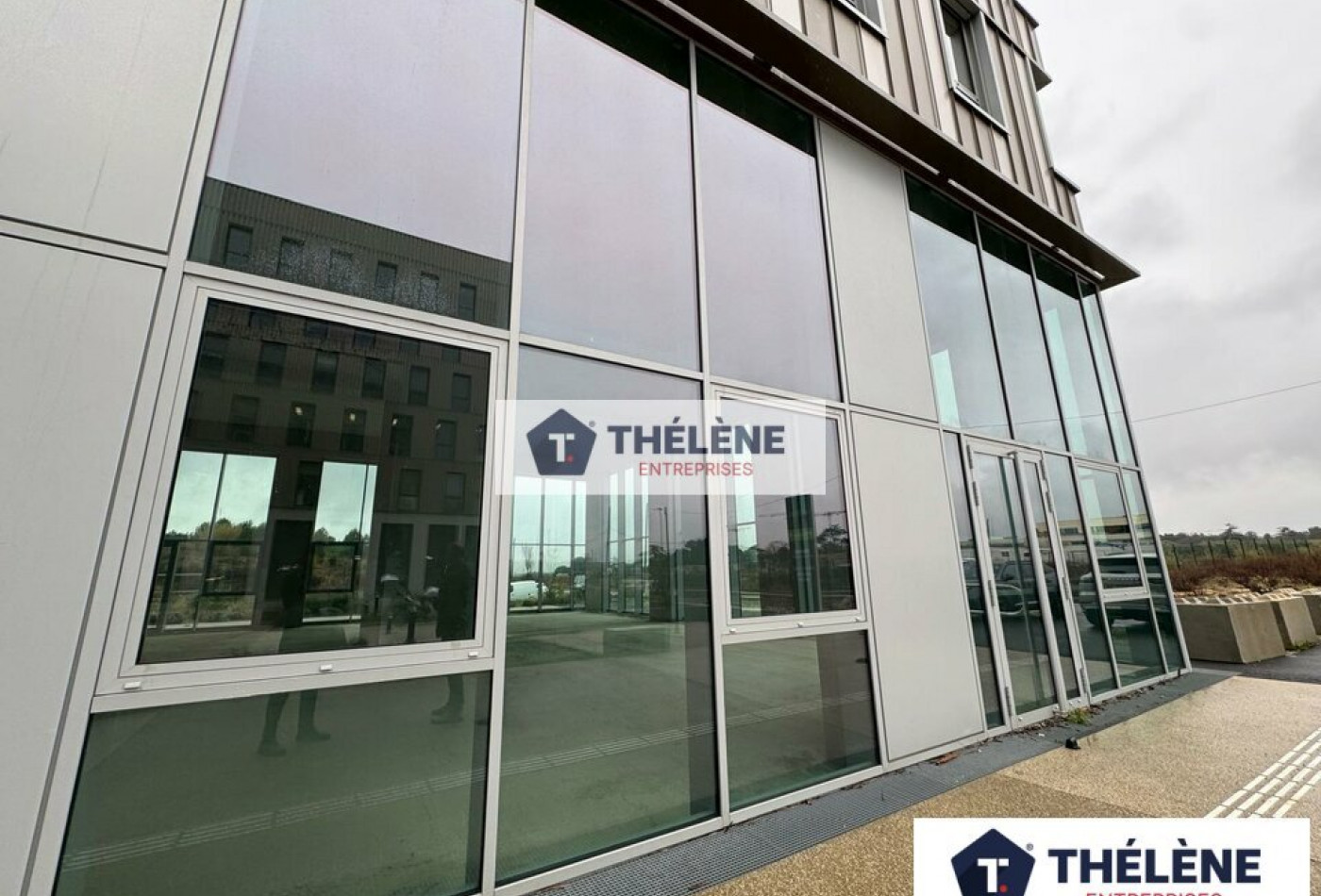 location Local commercial Montpellier - Photo 2