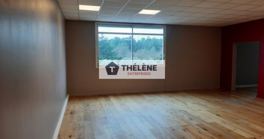 location Bureau Le Cres