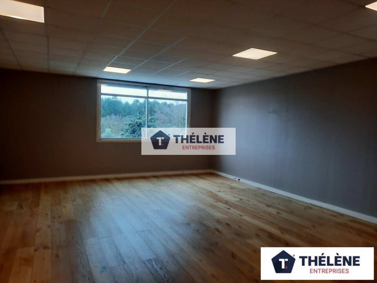 location Bureau Le Cres - Photo 4