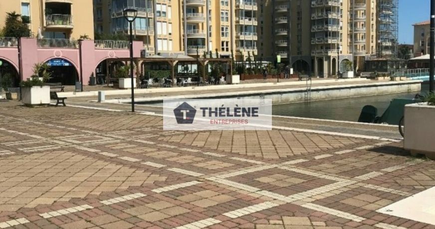 location Local commercial Lattes