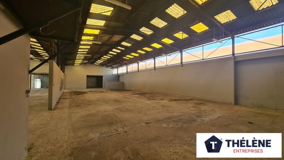 location Locaux d'activité Saint Bres - Photo 2