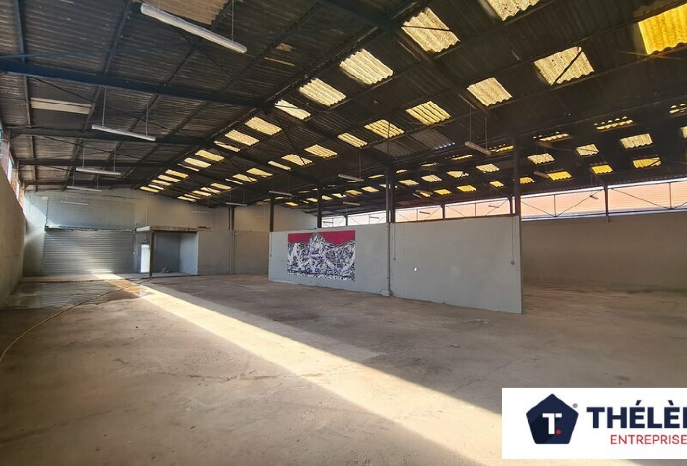 location Locaux d'activité Saint Bres - Photo 1