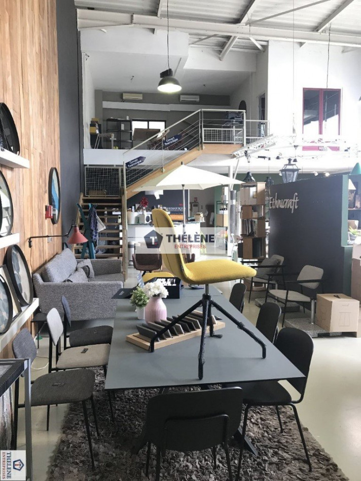 location Local commercial Mauguio - Photo 1