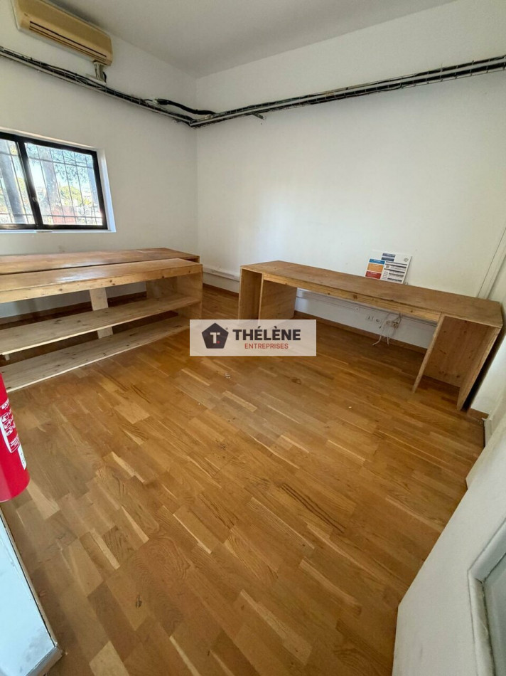 location Local commercial Mauguio - Photo 4