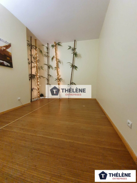 location Local commercial Le Cres - Photo 2