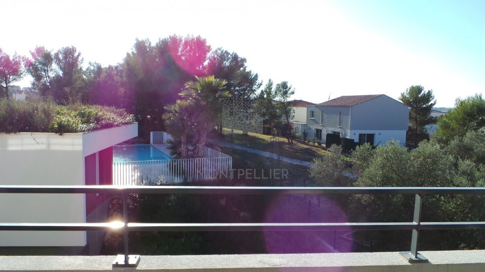 location Appartement Le Cres - Photo 2