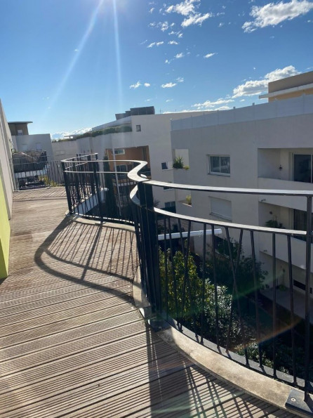 vente Appartement en résidence Castelnau Le Lez - Photo 1