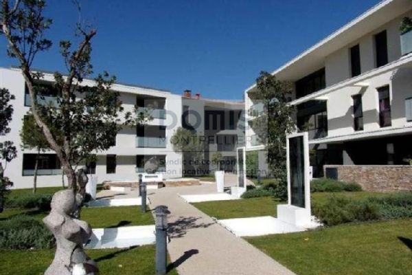 à louer Parking extérieur Le Cres
