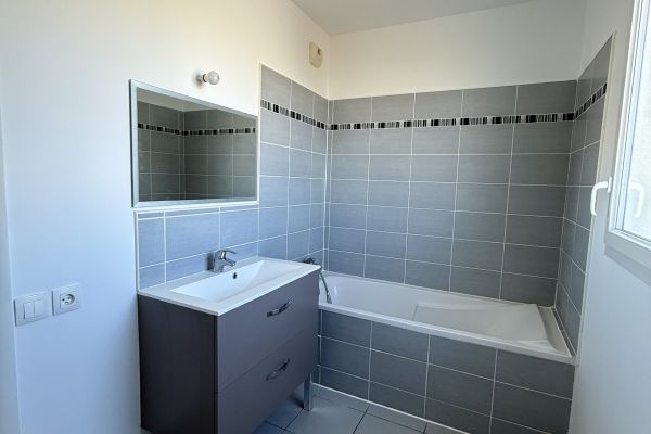 à vendre Maison mitoyenne Laverune