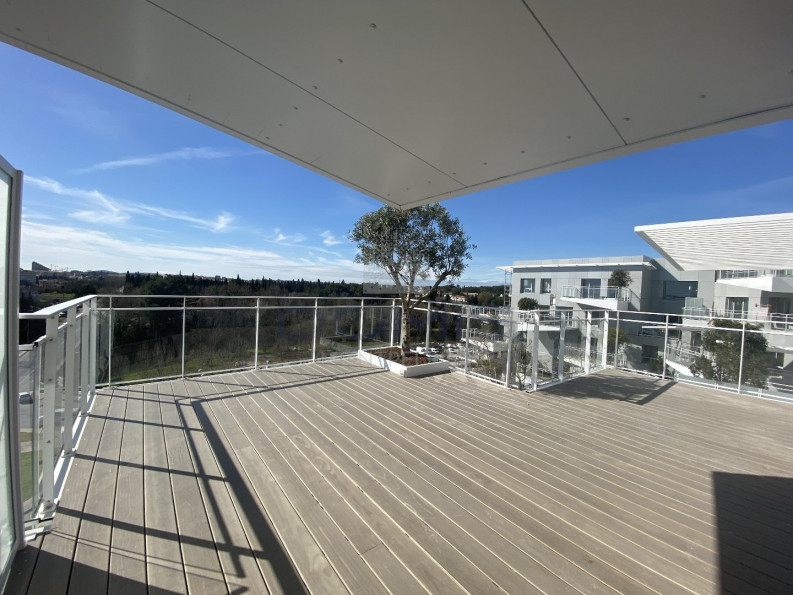 location Appartement en résidence Castelnau Le Lez - Photo 1