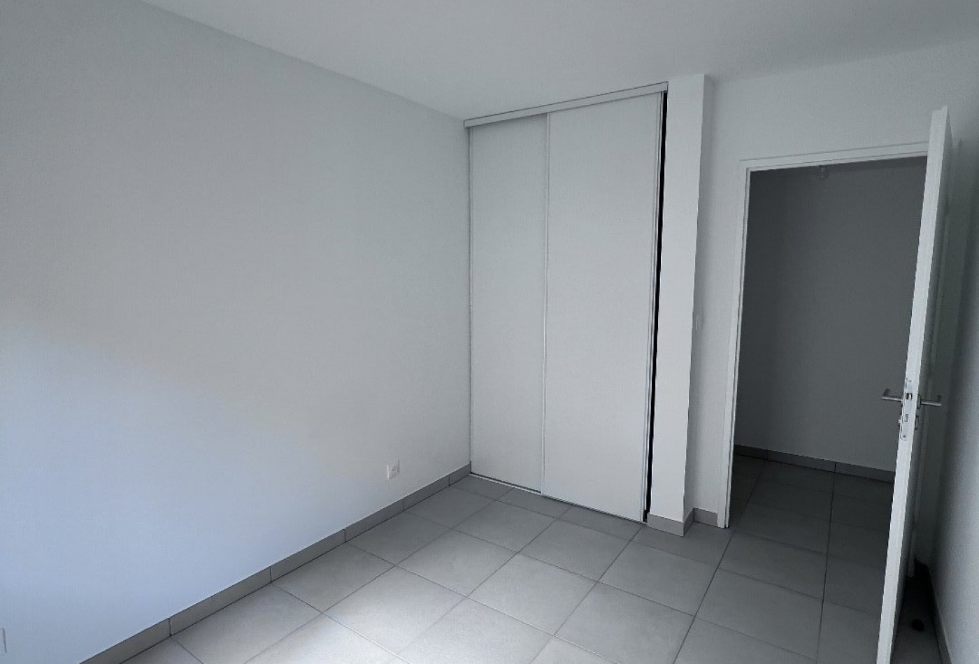 location Appartement Nimes - Photo 4