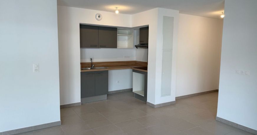 location Appartement Nimes