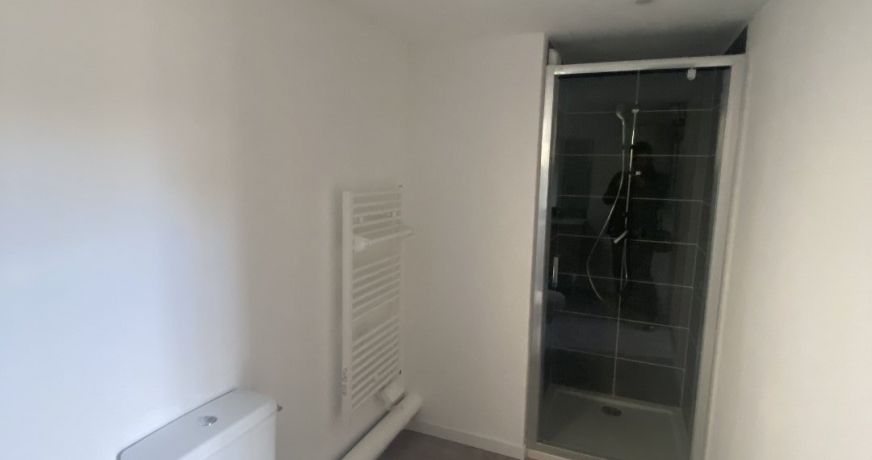 location Appartement Uzes