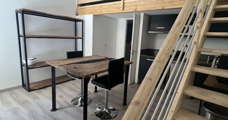 location Appartement Uzes