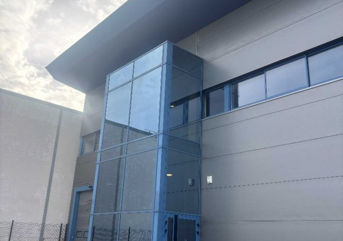 location Bureau Castries