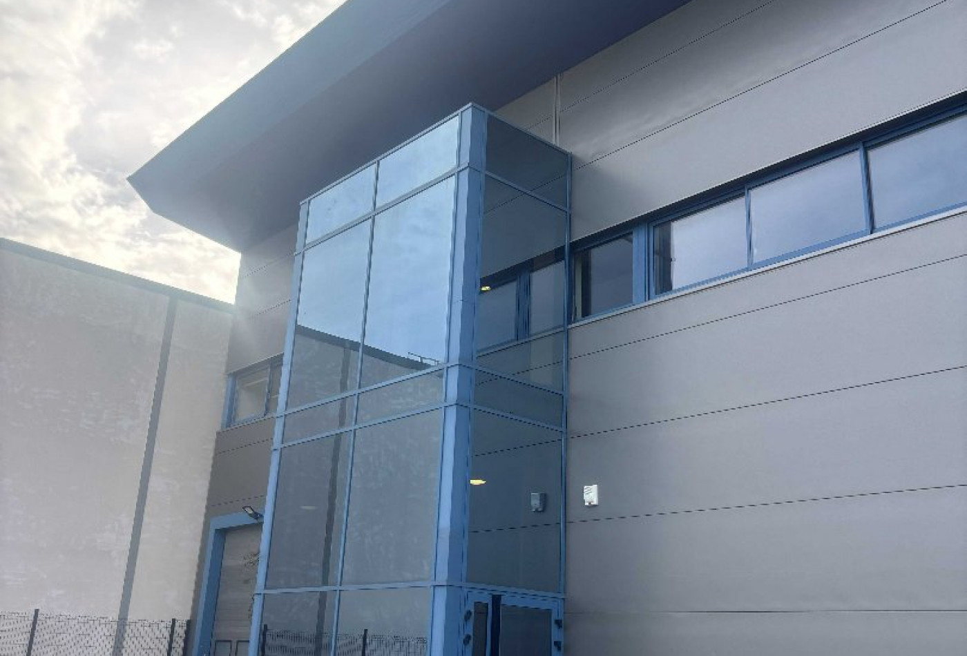 location Bureau Castries - Photo 1