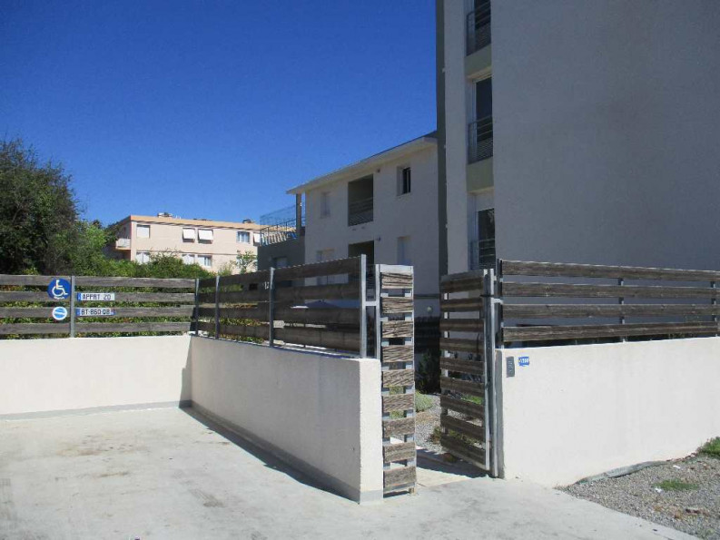 location Parking intérieur Montpellier - Photo 1