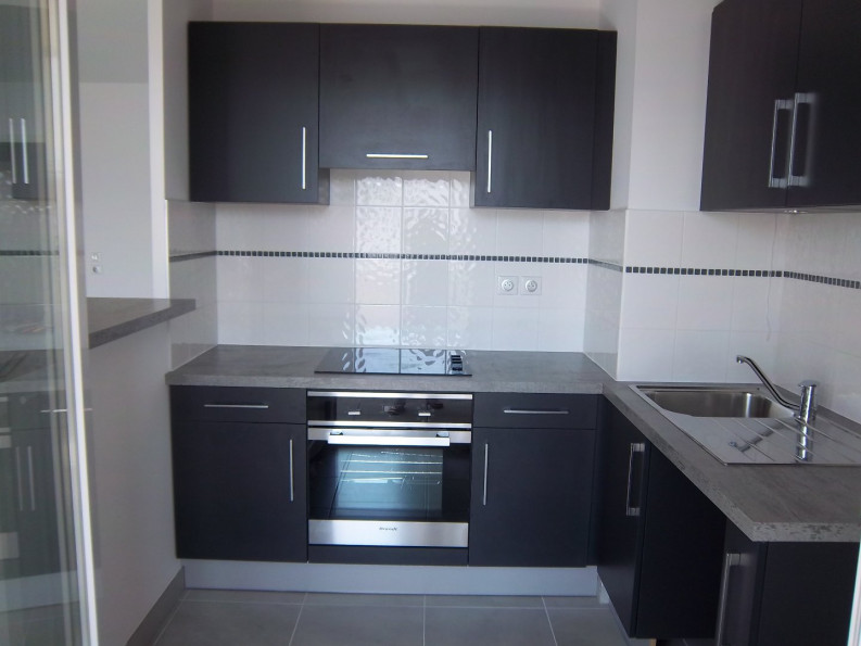 vente Appartement Le Cres - Photo 3