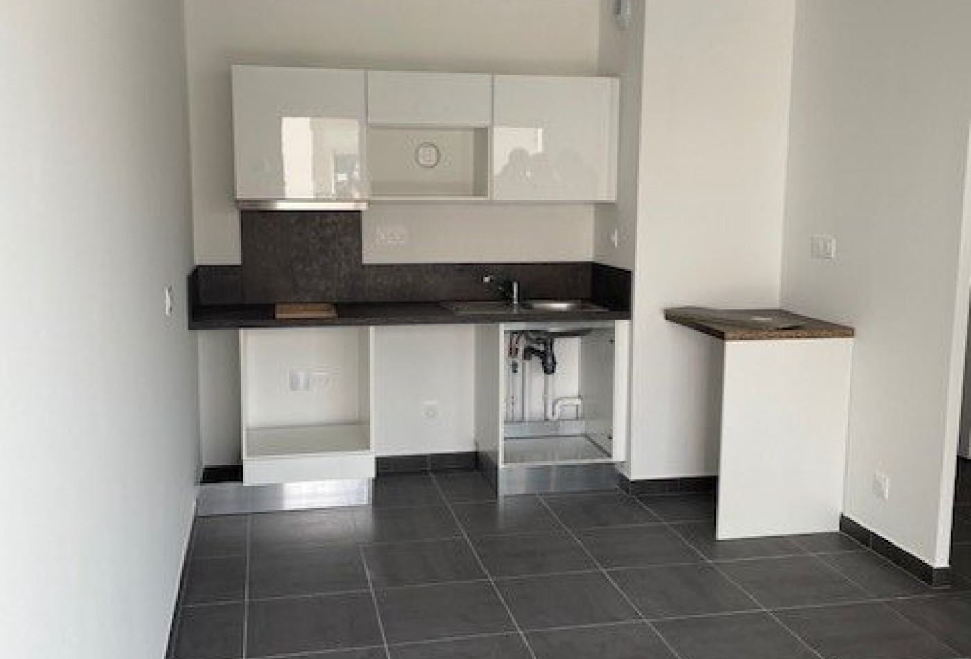 location Appartement Vergeze - Photo 2
