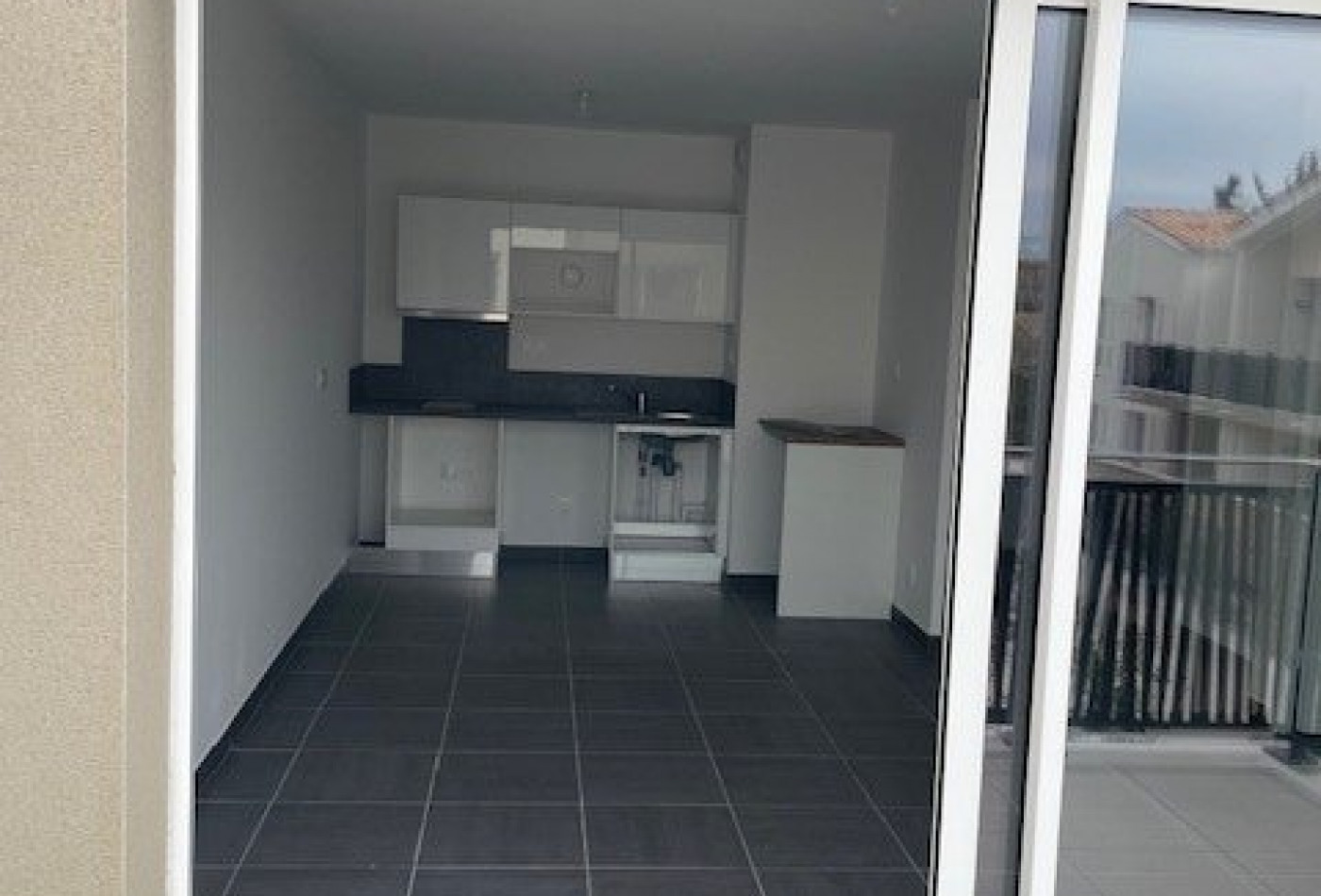location Appartement Vergeze - Photo 4