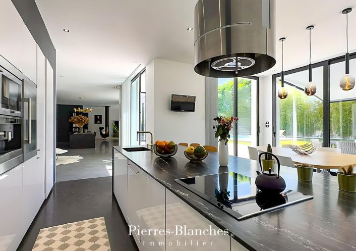 à vendre Villa d'architecte Nimes