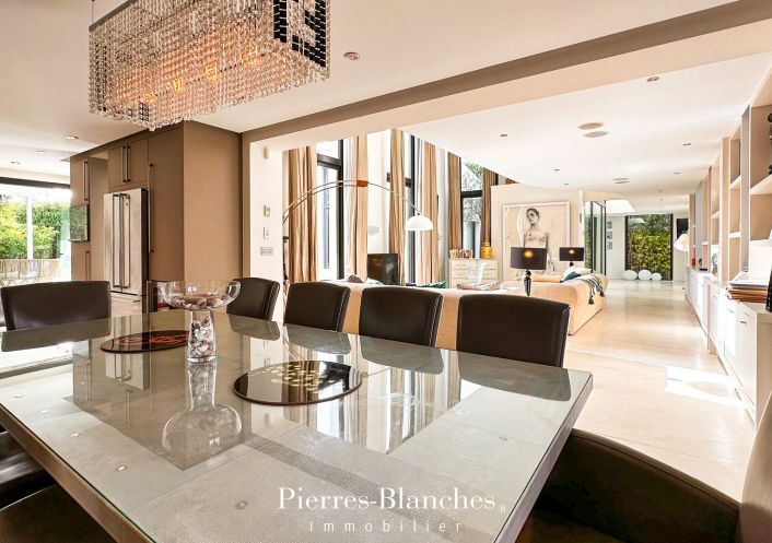 for sale Villa d'architecte Saint Tropez