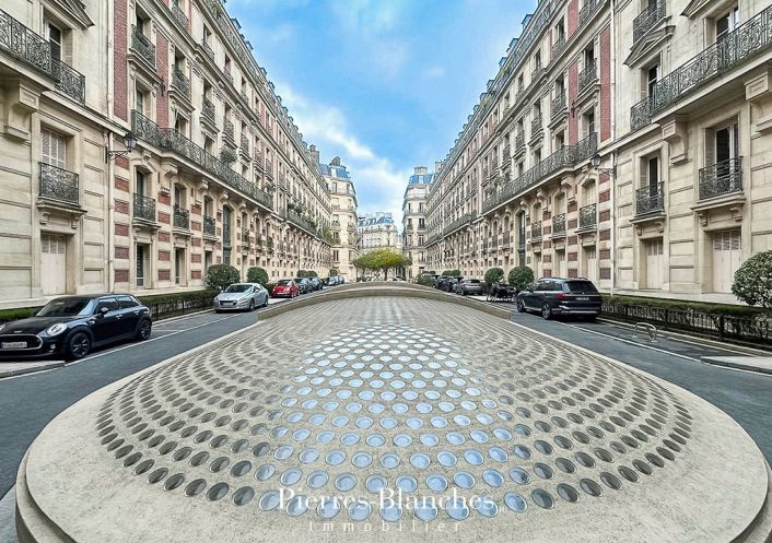 à vendre Appartement haussmannien Paris 8eme Arrondissement