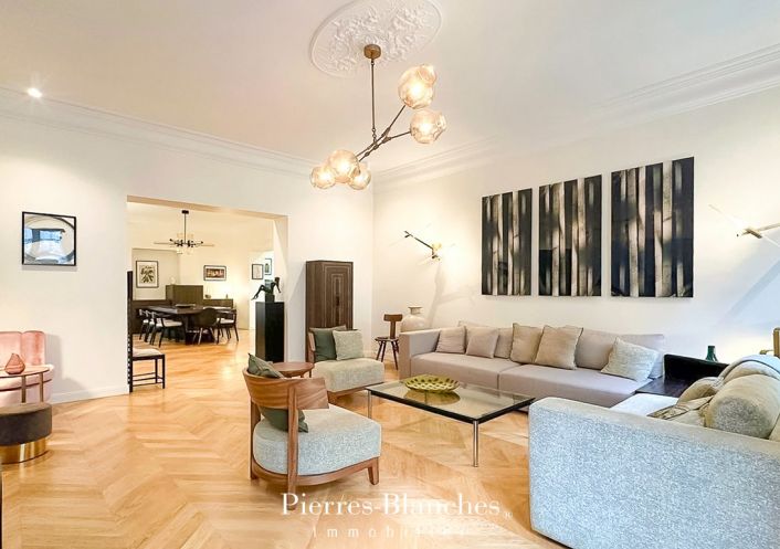 à vendre Appartement haussmannien Paris 8eme Arrondissement