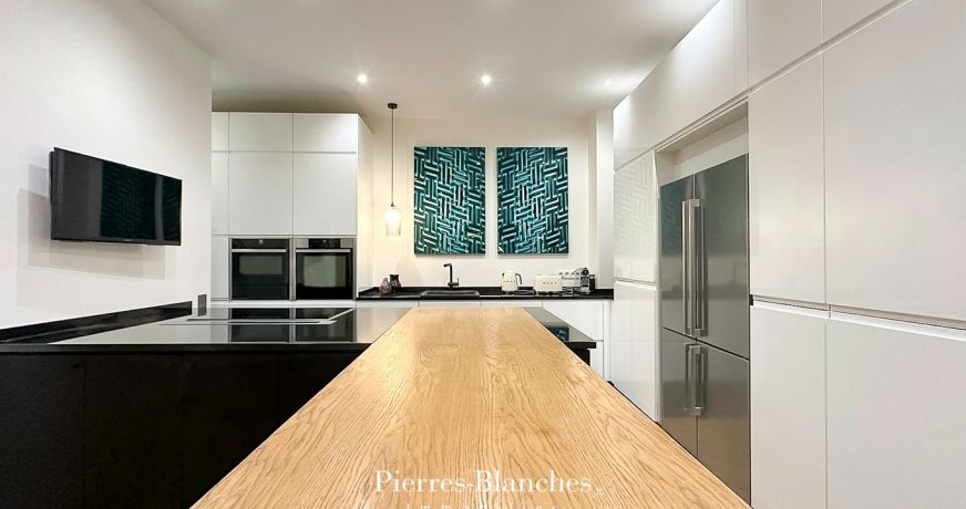 vente Appartement haussmannien Paris 8eme Arrondissement