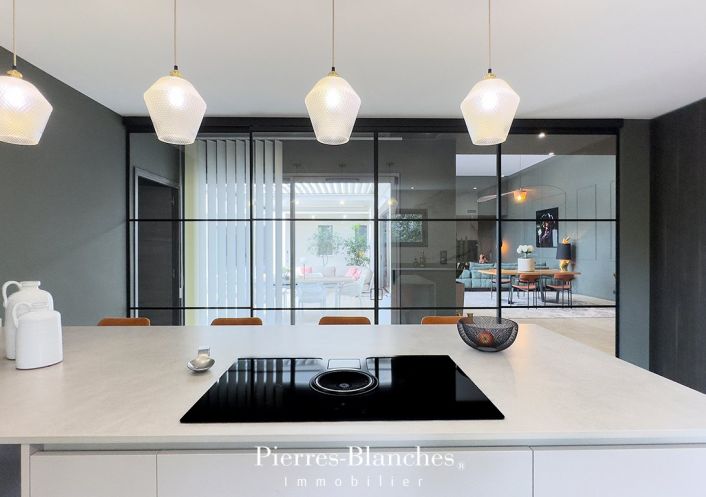 à vendre Villa d'architecte Saint Mathieu De Treviers