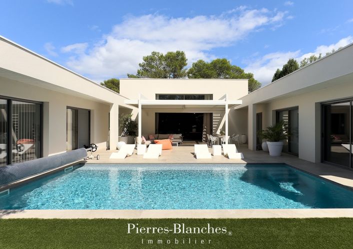 à vendre Villa d'architecte Saint Mathieu De Treviers