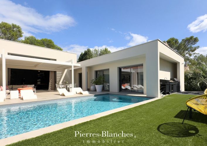 à vendre Villa d'architecte Saint Mathieu De Treviers
