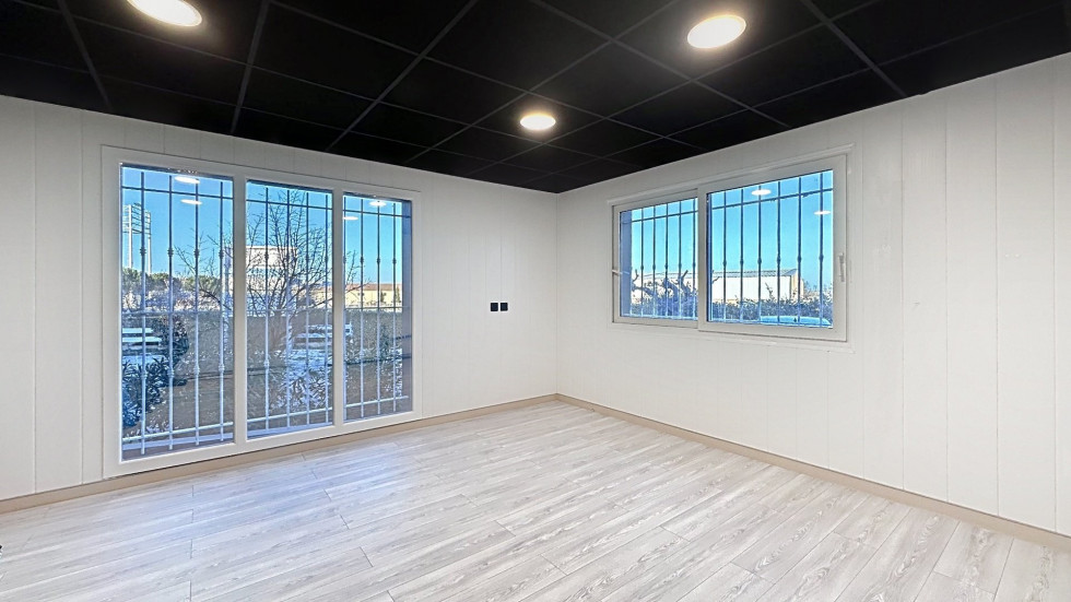 location Bureau Villeneuve Les Beziers - Photo 1