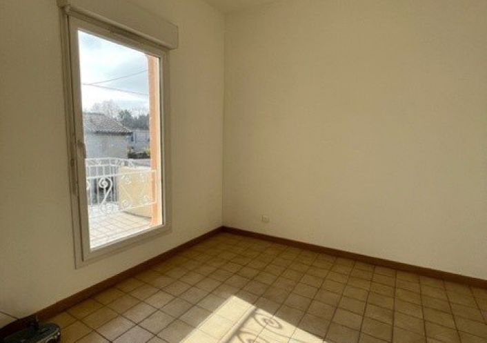 à louer Appartement Magalas