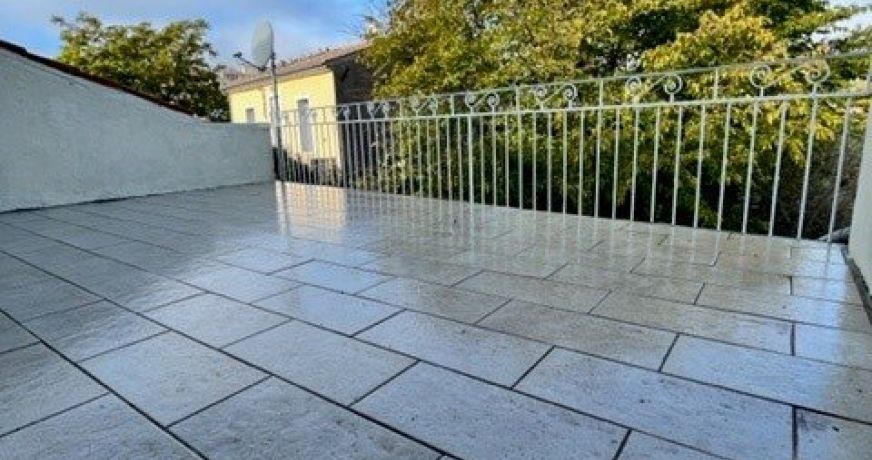 location Appartement Magalas