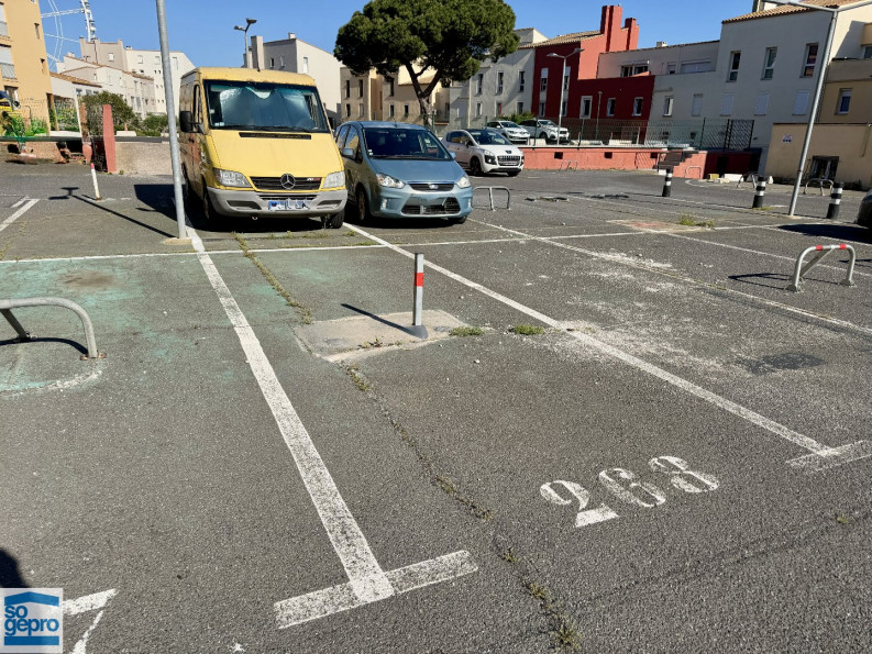 location Parking extérieur Le Cap D'agde - Photo 1