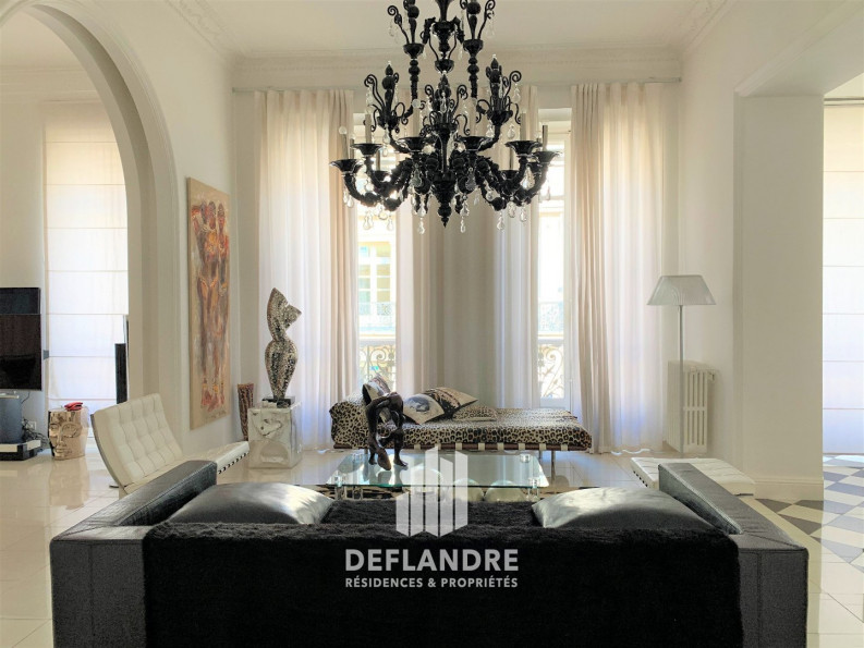 vente Appartement haussmannien Avignon - Photo 2