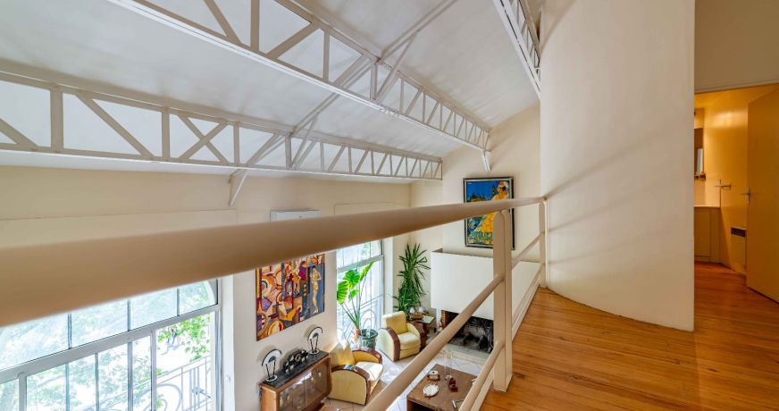 vente Loft/atelier/surface Nimes